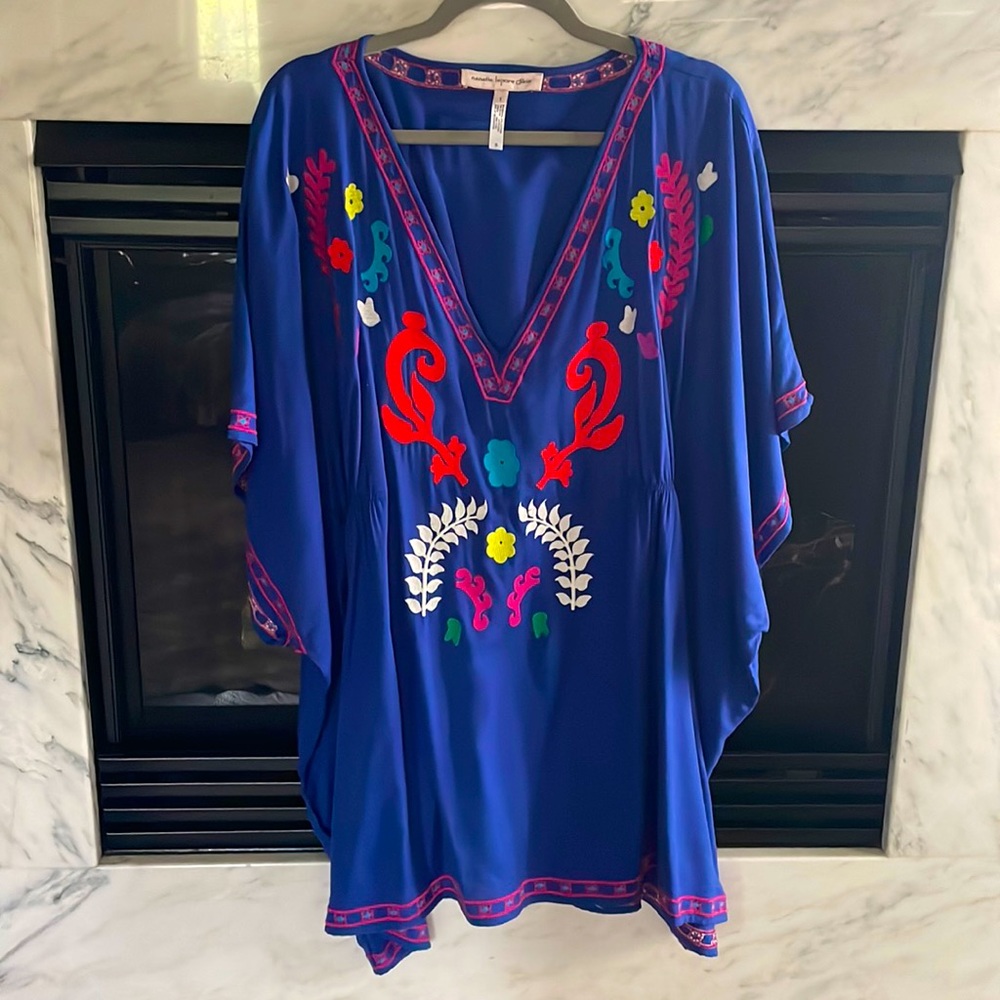 Like new dress or swim coverup. Cute with sandals or sneakers.